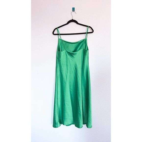 Hatch The Easy Slip Dress Jade Hatch 2 - Picture 6 of 8